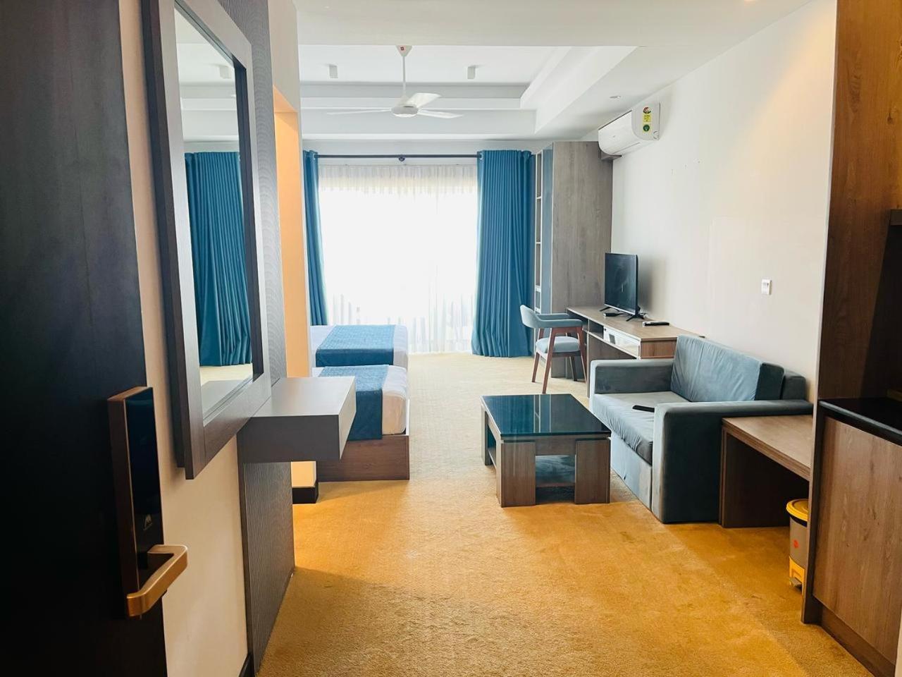 Apartment Ocean Breeze Luxury By Serendib Vacation Negombo
