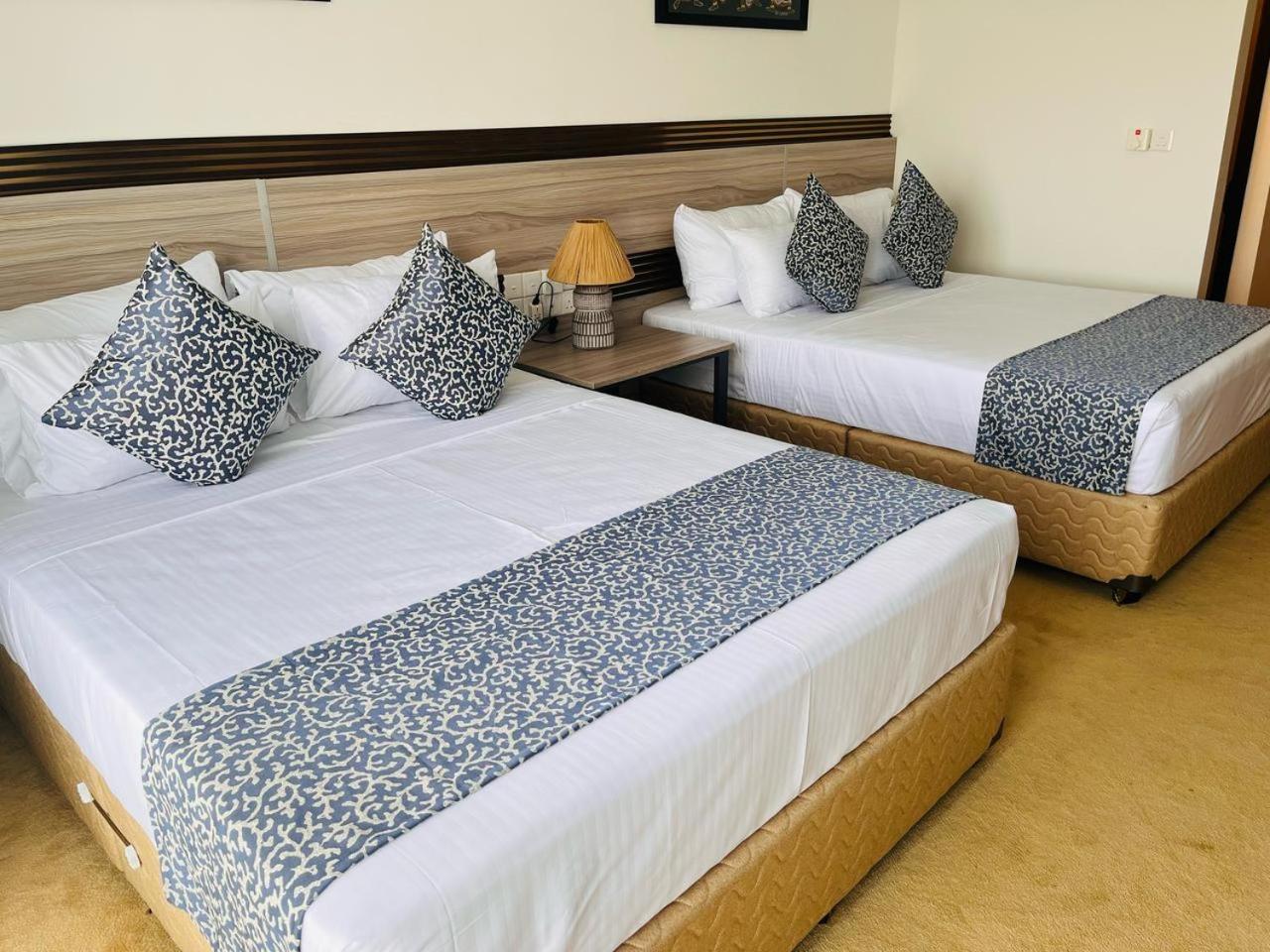 Ocean Breeze Luxury By Serendib Vacation Apartment
