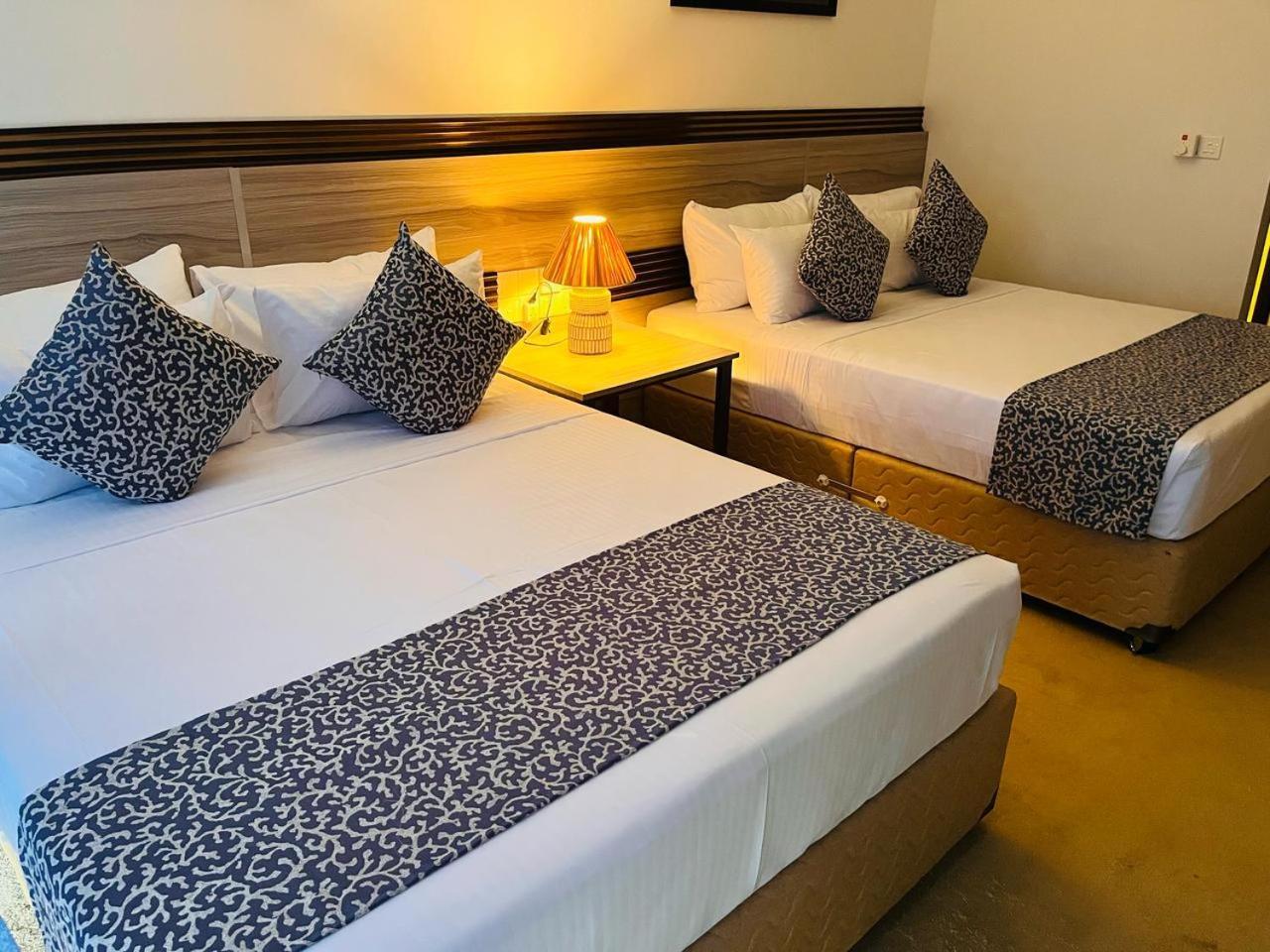 Apartment Ocean Breeze Luxury By Serendib Vacation *