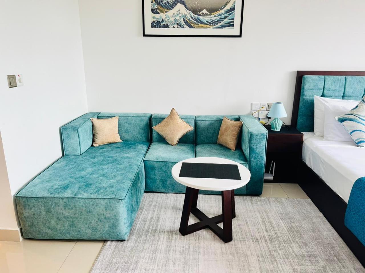 Apartment Ocean Breeze Luxury By Serendib Vacation Negombo