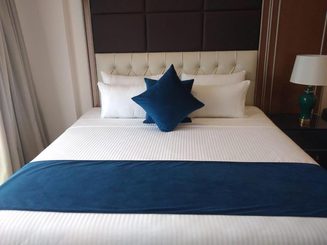 Apartment Ocean Breeze Luxury By Serendib Vacation *